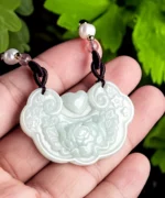 Natural Jade Handcrafted Ruyi Flower Pattern Pendant Necklace