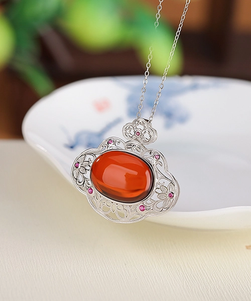 S925 Flower Amber Cabochon Pendant - Image 3